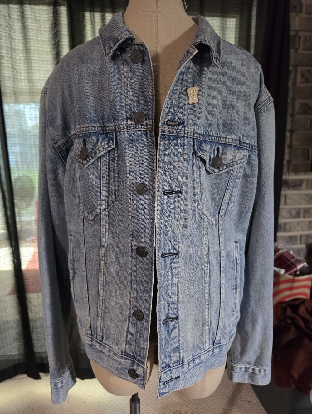 American Eagle Outfitters Light Blue Denim Jacket